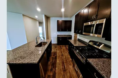 301 Chesterfield Drive, Kyle, TX 78640 - Photo 5