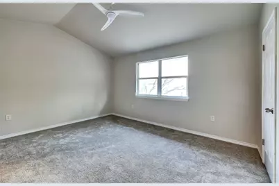 7312 E Ben White Boulevard #6, Austin, TX 78741 - Photo 21