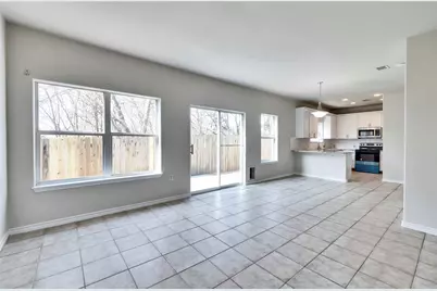 7312 E Ben White Boulevard #6, Austin, TX 78741 - Photo 7