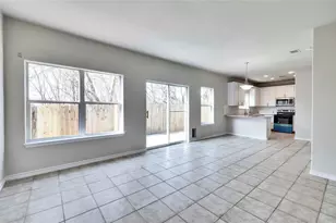 7312 E Ben White Blvd, Austin, TX 78741 - Photo 7