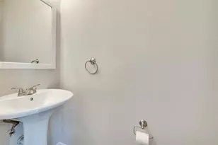 7312 E Ben White Blvd, Austin, TX 78741 - Photo 23