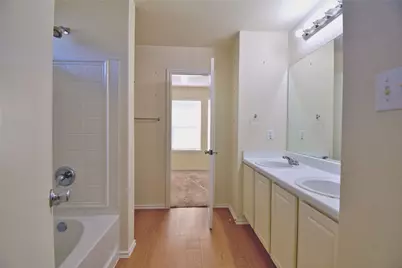 106 Phillips Street, Hutto, TX 78634 - Photo 25