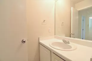 106 Phillips St, Hutto, TX 78634 - Photo 17
