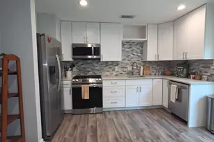 4407 Dovewood Dr, Austin, TX 78744 - Photo 7