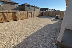 1421 Breanna Ln, Kyle, TX 78640 - Photo 25
