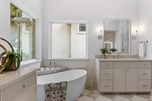 50 Tiburon Dr, The Hills, TX 78738 - Photo 19