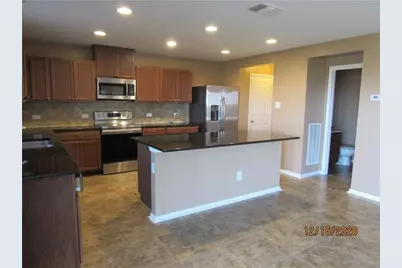 110 Carrington Street, Hutto, TX 78634 - Photo 3