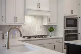 200 Grn Knl Ln, Georgetown, TX 78628 - Photo 9