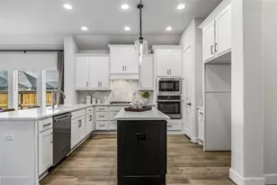 200 Grn Knl Ln, Georgetown, TX 78628 - Photo 7