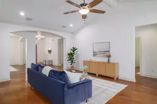 102 N Meadowlark St, Lakeway, TX 78734 - Photo 9