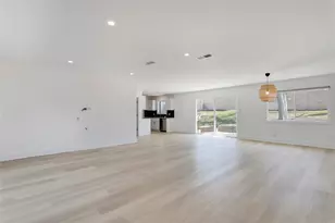 4715 Carsonhill Dr, Austin, TX 78723 - Photo 5