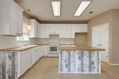 1415 Coral Cay Lane, Round Rock, TX 78664 - Photo 11