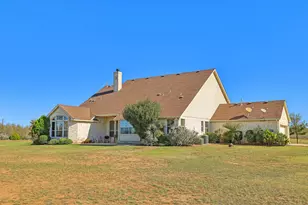 1525 Fm 1704, Elgin, TX 78621 - Photo 29