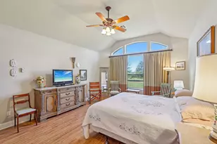 1525 Fm 1704, Elgin, TX 78621 - Photo 15