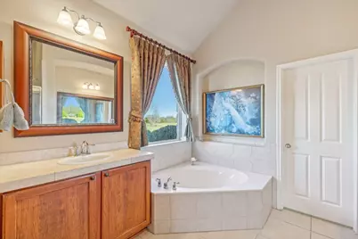 1525 Fm 1704, Elgin, TX 78621 - Photo 17