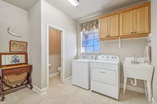 1525 Fm 1704, Elgin, TX 78621 - Photo 25