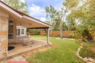 1317 Wilson Heights Dr, Austin, TX 78746 - Photo 33
