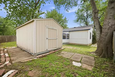 4502 Turnstone Drive, Austin, TX 78744 - Photo 29