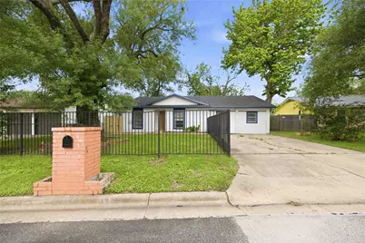 4502 Turnstone Drive, Austin, TX 78744 - Photo 3