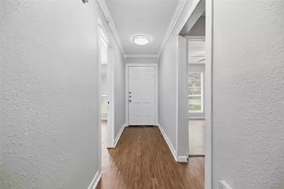4502 Turnstone Drive, Austin, TX 78744 - Photo 5