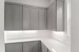 7409 Boyd Hvn Dr, Austin, TX 78744 - Photo 15