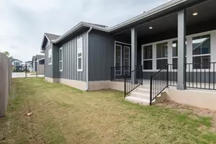 7409 Boyd Hvn Dr, Austin, TX 78744 - Photo 25