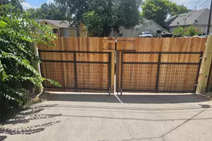 7002 Bennett Ave, Austin, TX 78752 - Photo 25