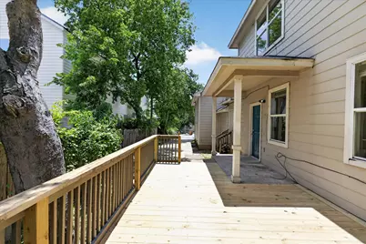 7002 Bennett Avenue, Austin, TX 78752 - Photo 3