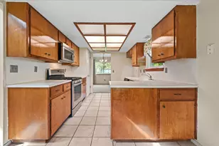 10504 Hard Rock Rd, Austin, TX 78750 - Photo 11