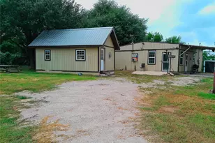151 Co Rd 311, Rockdale, TX 76567 - Photo 3
