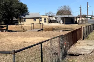 151 Co Rd 311, Rockdale, TX 76567 - Photo 5