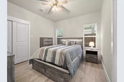 5338 Howard St Street, San Antonio, TX 78212 - Photo 13