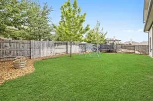 452 Pienza Dr, Georgetown, TX 78628 - Photo 31