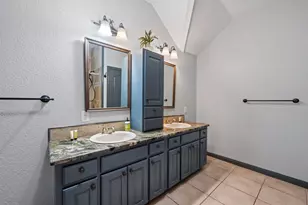 209 Lakeview Cir, Spring Branch, TX 78070 - Photo 23