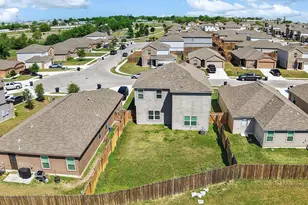 317 Cres Park Dr, Jarrell, TX 76537 - Photo 23