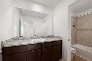 317 Cres Park Dr, Jarrell, TX 76537 - Photo 13