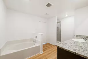 317 Cres Park Dr, Jarrell, TX 76537 - Photo 11