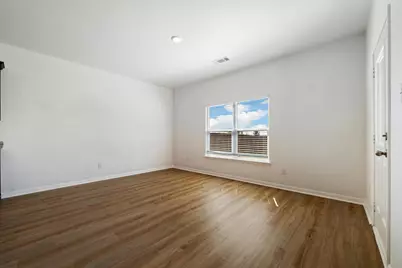 317 Crescent Park Drive, Jarrell, TX 76537 - Photo 21