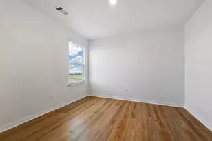 317 Cres Park Dr, Jarrell, TX 76537 - Photo 15