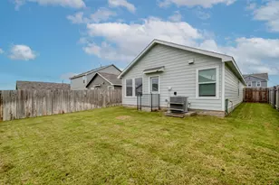 23412 Tiny Moons Wy, Elgin, TX 78621 - Photo 37