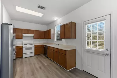 113 Spring Branch Cove, Kyle, TX 78640 - Photo 9