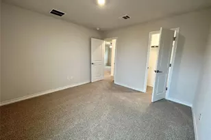 709 Long Run, Liberty Hill, TX 78642 - Photo 17