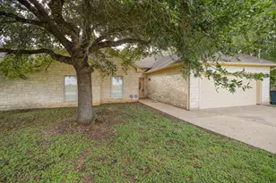 1335 Lovers Ln, Bastrop, TX 78602 - Photo 5