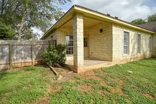 1335 Lovers Ln, Bastrop, TX 78602 - Photo 35