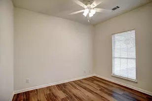 1335 Lovers Ln, Bastrop, TX 78602 - Photo 17