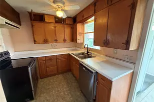2009 Fm 1704 Rd, Elgin, TX 78621 - Photo 3
