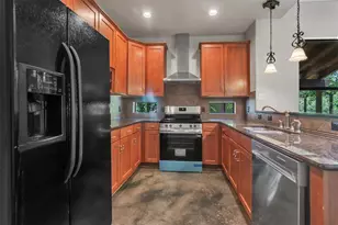 1010 Immanuel Rd, Pflugerville, TX 78660 - Photo 9