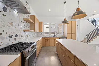 106 W Croslin Street #1, Austin, TX 78752 - Photo 11