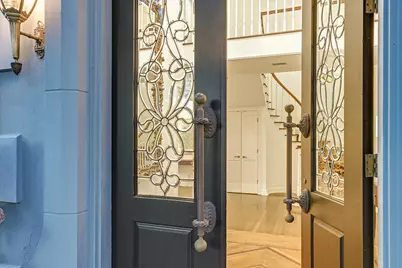 1304 Gaston Avenue, Austin, TX 78703 - Photo 3