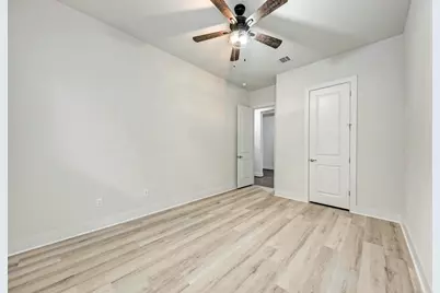 1104 Almeria Bend, Leander, TX 78641 - Photo 29